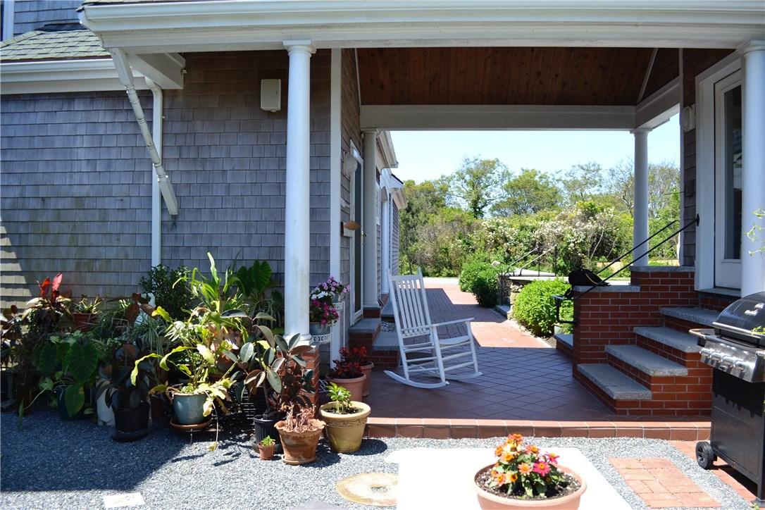 44 Beach Drive Little Compton, RI 02837 - Photo 8 of 40