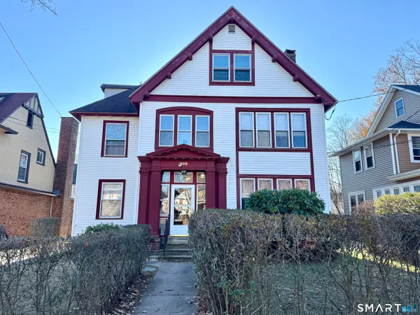 $2,100 | 804 Edgewood Avenue, Unit 3, New Haven, CT 06515