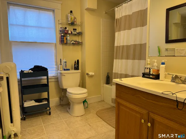 $2,100 | 804 Edgewood Avenue, Unit 3, New Haven, CT 06515