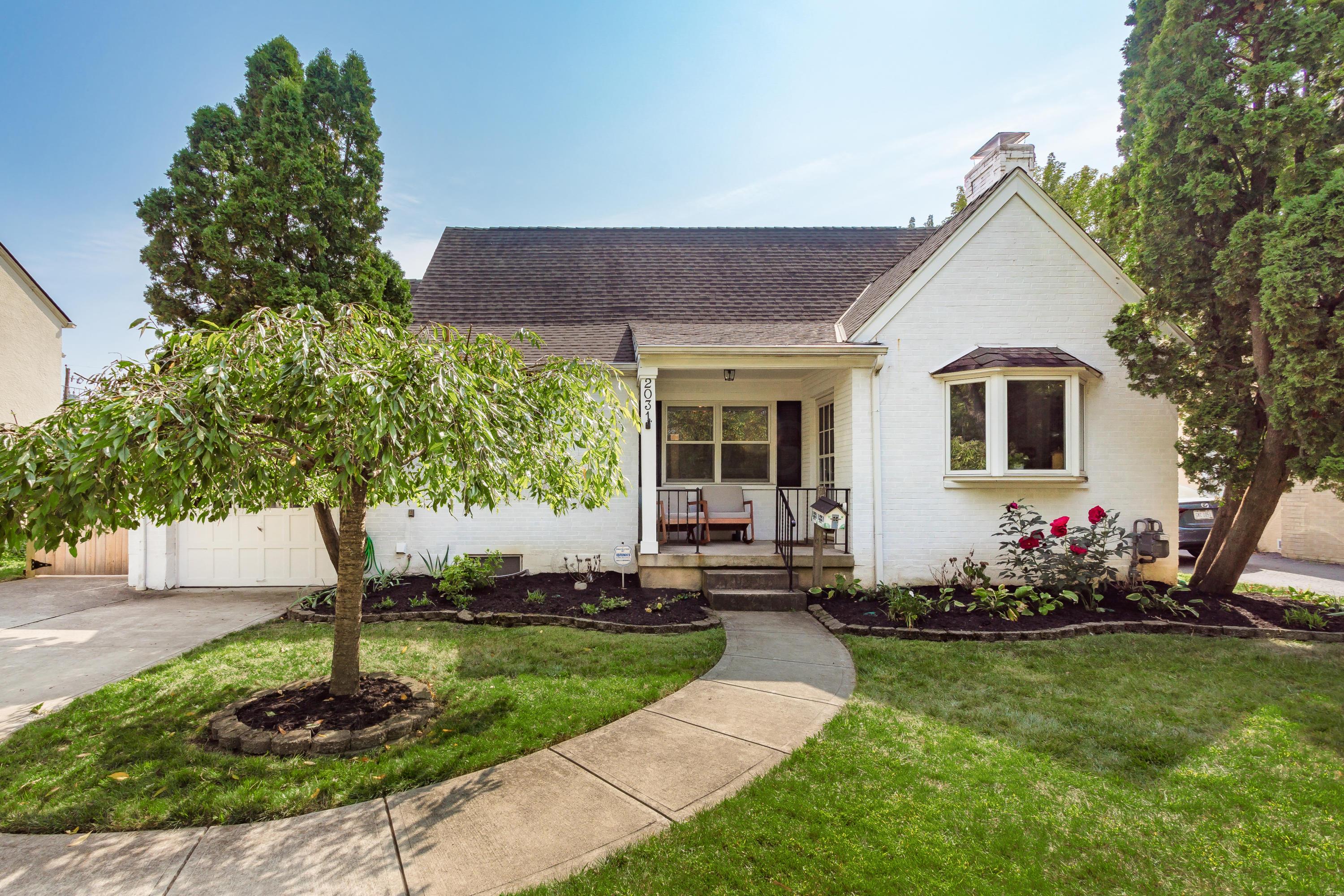 2031 Inchcliff Road Upper Arlington, OH 43221 - Photo 3 of 35