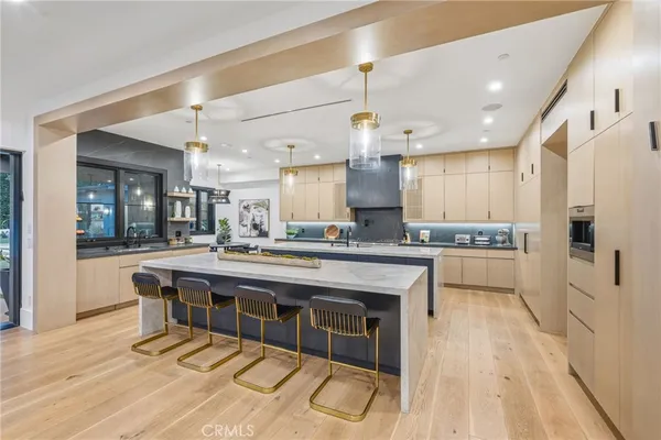 $39,500 | 16657 Oldham Street, Encino, CA 91436
