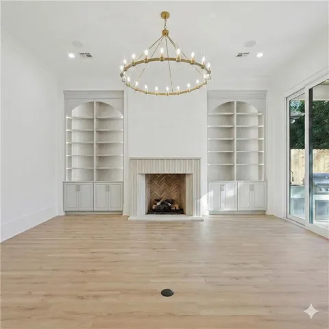 $2,249,000 | 245 Glenwood Drive, Metairie, LA 70005