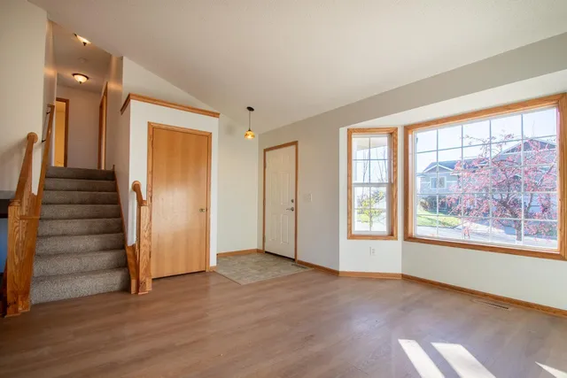 $325,000 | 17708 311th Court, Shafer, MN 55074