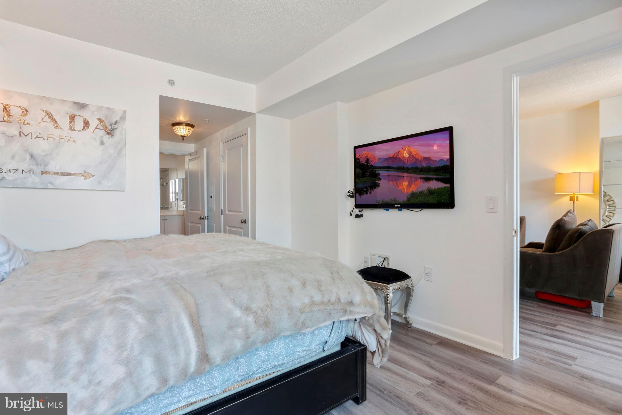 851 North Glebe Road, Unit 714 Arlington, VA 22203 - Photo 13 of 36 Bedroom