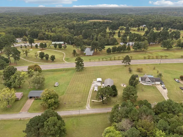 $399,999 | 106 Highland Street, Hohenwald, TN 38462