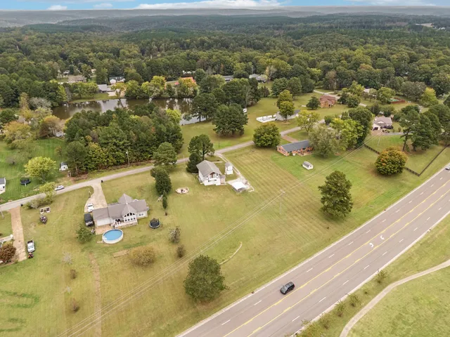 $399,999 | 106 Highland Street, Hohenwald, TN 38462