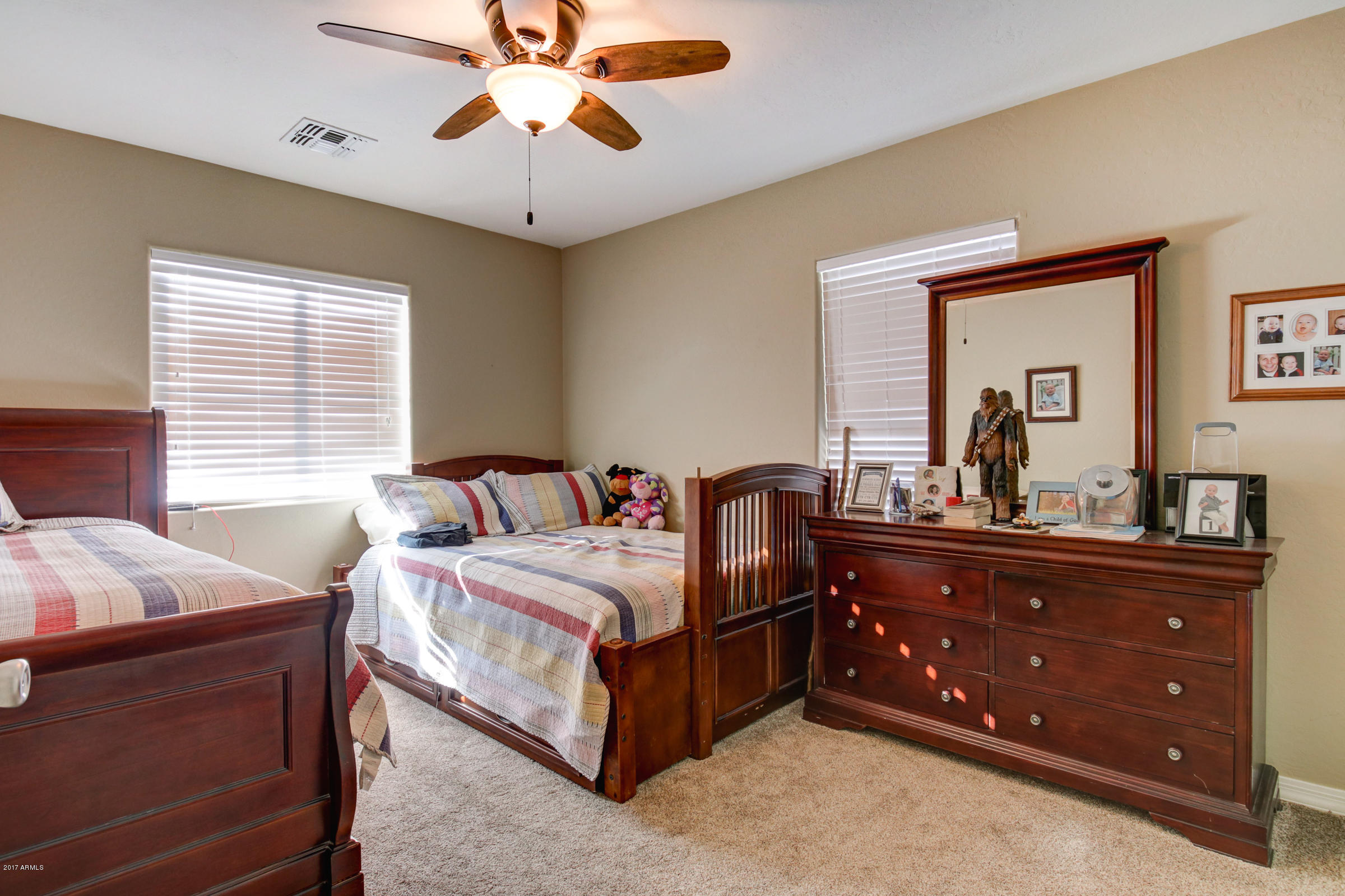 3935 South Rim Road Gilbert, AZ 85297 - Photo 38 of 50 3935 S Rim Rd-40