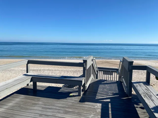 a view of a basketball court
