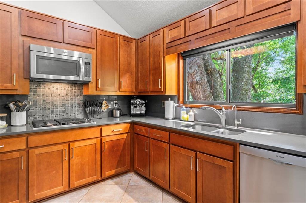 5221 West Jones Bridge Road Peachtree Corners, GA 30092 - Photo 13 of 31