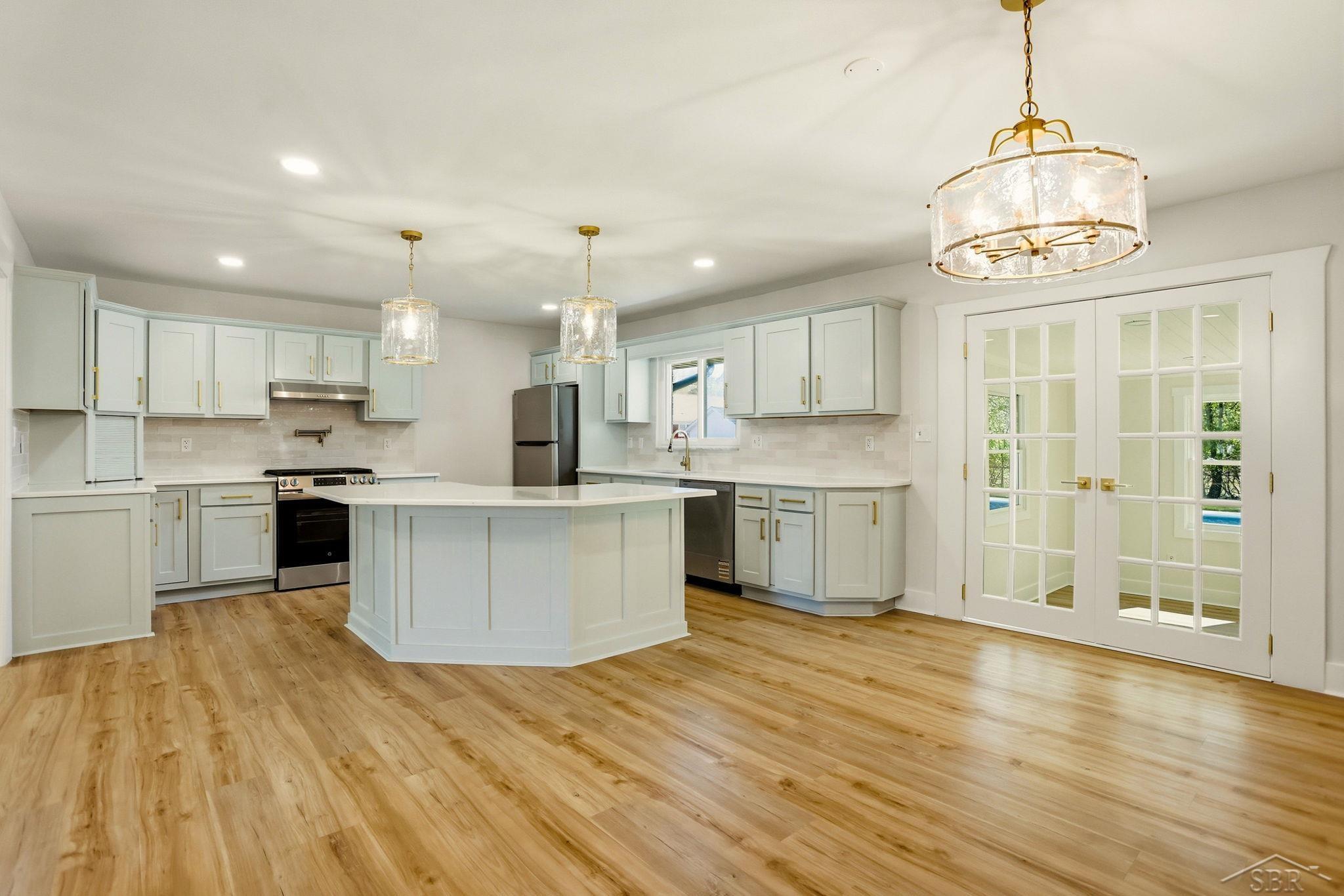 3950 North Thomas Road Freeland, MI 48623 - Photo 9 of 38