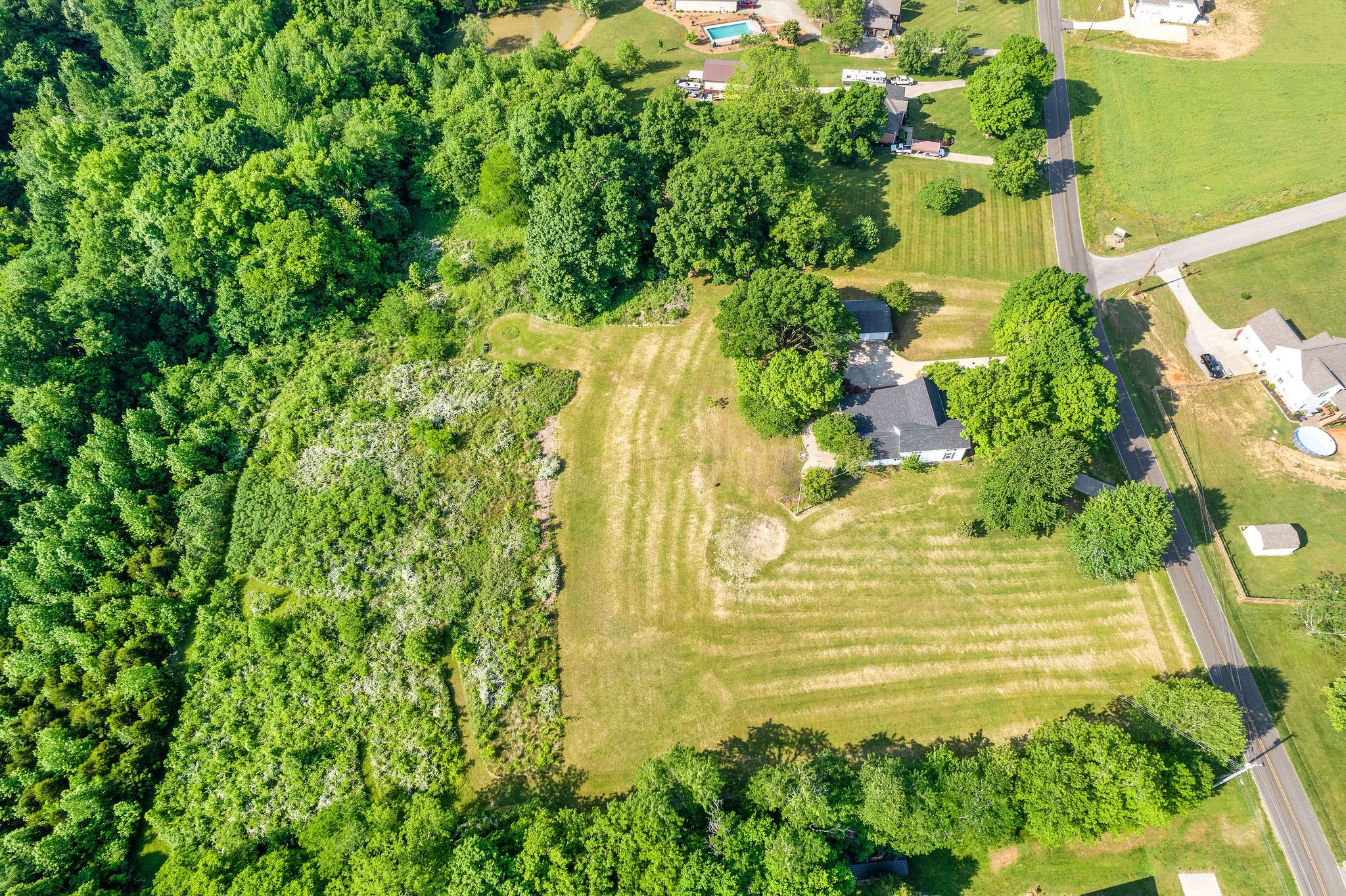 2440 Lock B Road North Clarksville, TN 37043 - Photo 33 of 44 Gallery Image 33