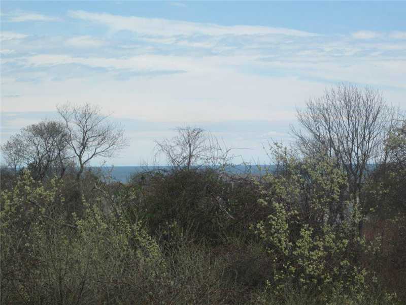 54 Bristol Road Narragansett, RI 02882 - Photo 3 of 20 View.