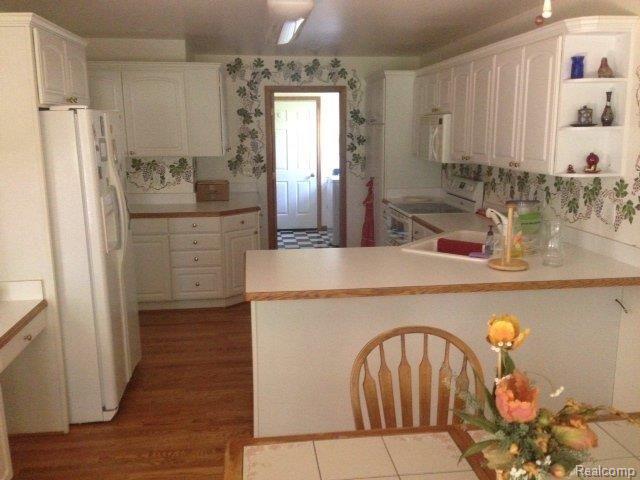 540 Arlington Drive Rochester, MI 48307 - Photo 6 of 10 photo 5.JPG