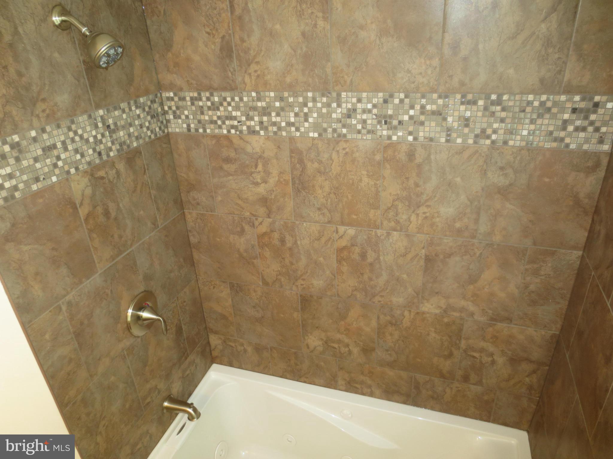 1524 Medford Road Baltimore, MD 21218 - Photo 12 of 28 Custom Tilework