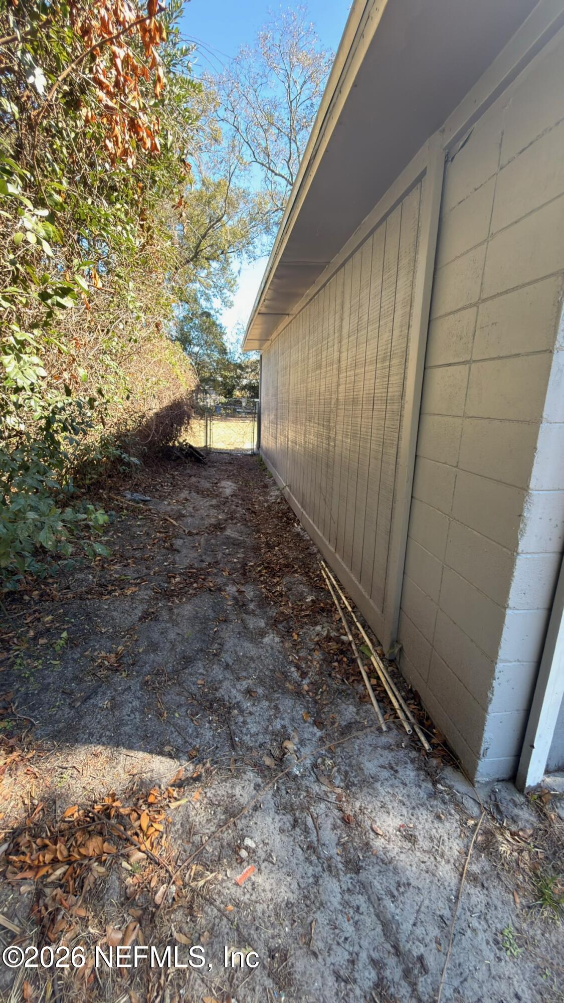 10335 Haverford Road Jacksonville, FL 32218 - Photo 2 of 13 IMG_6208