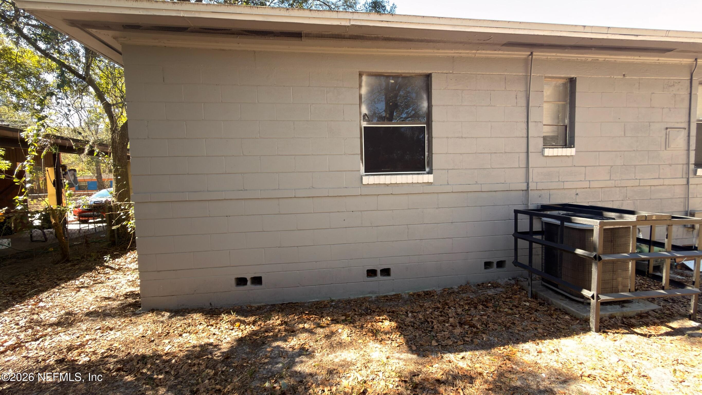 10335 Haverford Road Jacksonville, FL 32218 - Photo 4 of 13 IMG_6211