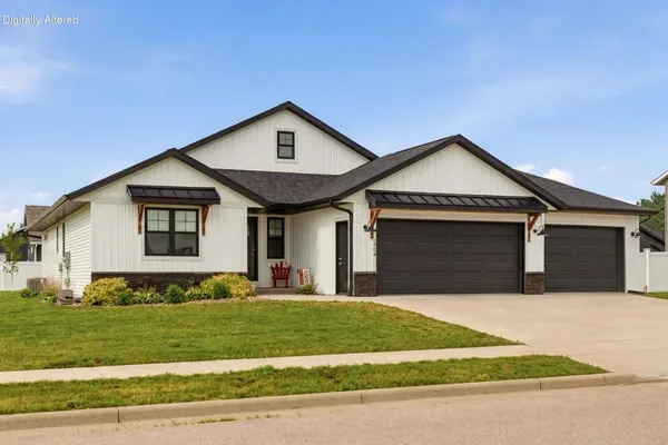 $540,000 | 1709 Killdeer Street, Holmen, WI 54636