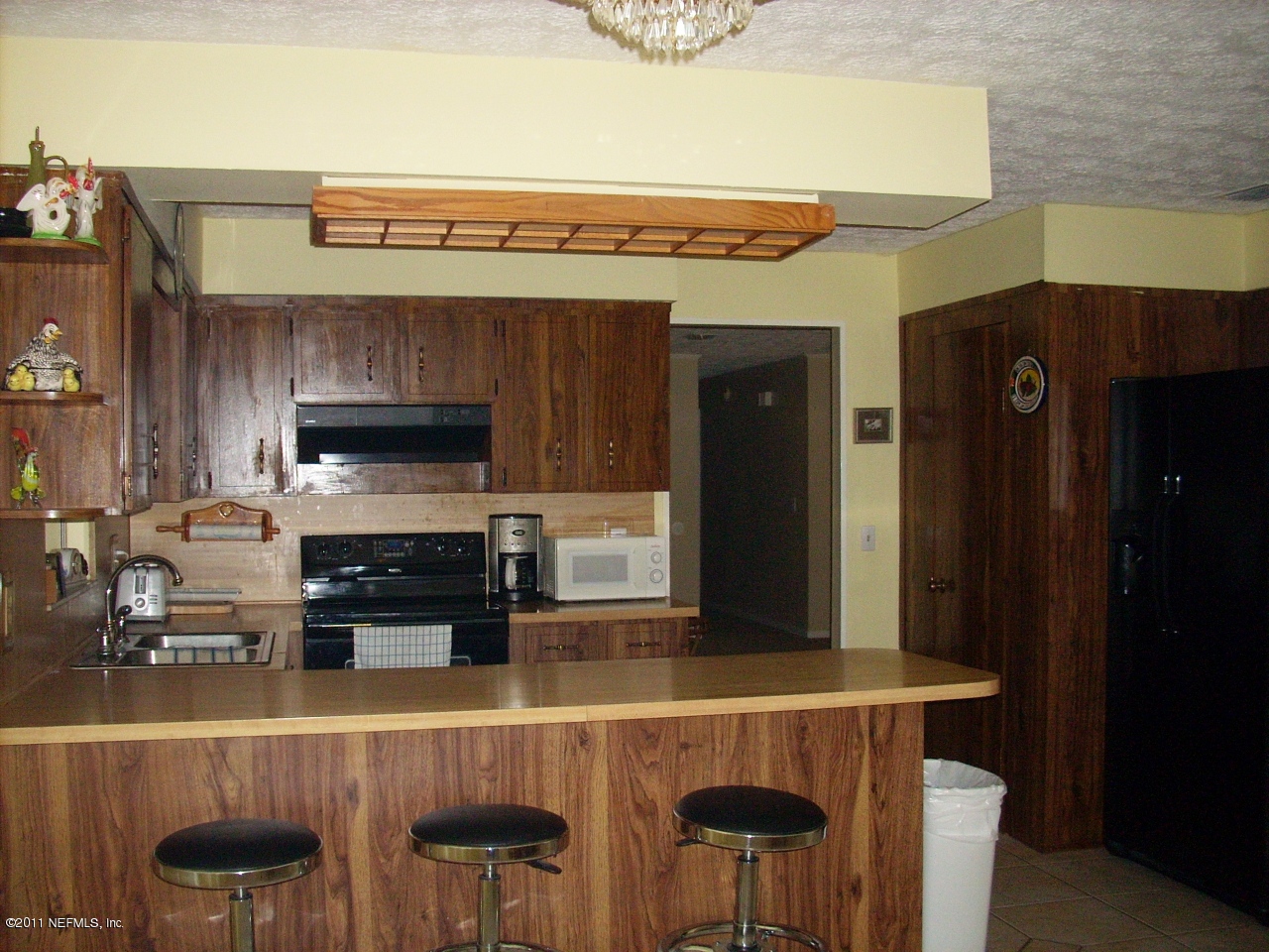 146 Canova Road Fleming Island, FL 32003 - Photo 6 of 16 Kitchen view #2