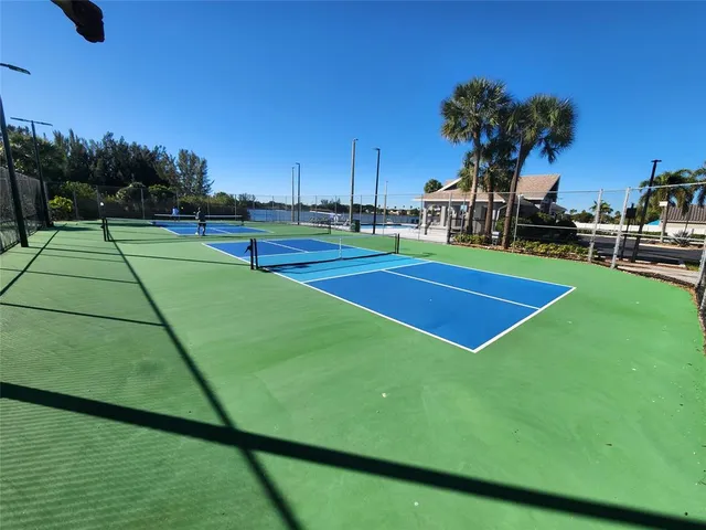 a view of a tennis court