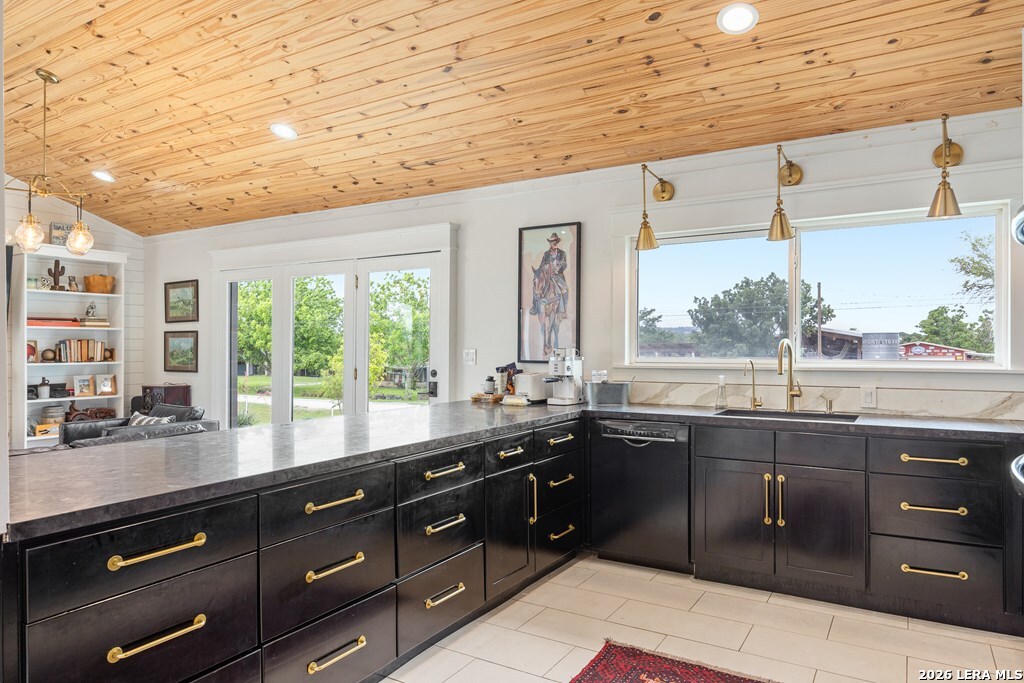121 Simpson Road Comfort, TX 78013 - Photo 9 of 44 a large kitchen with a sink and large window