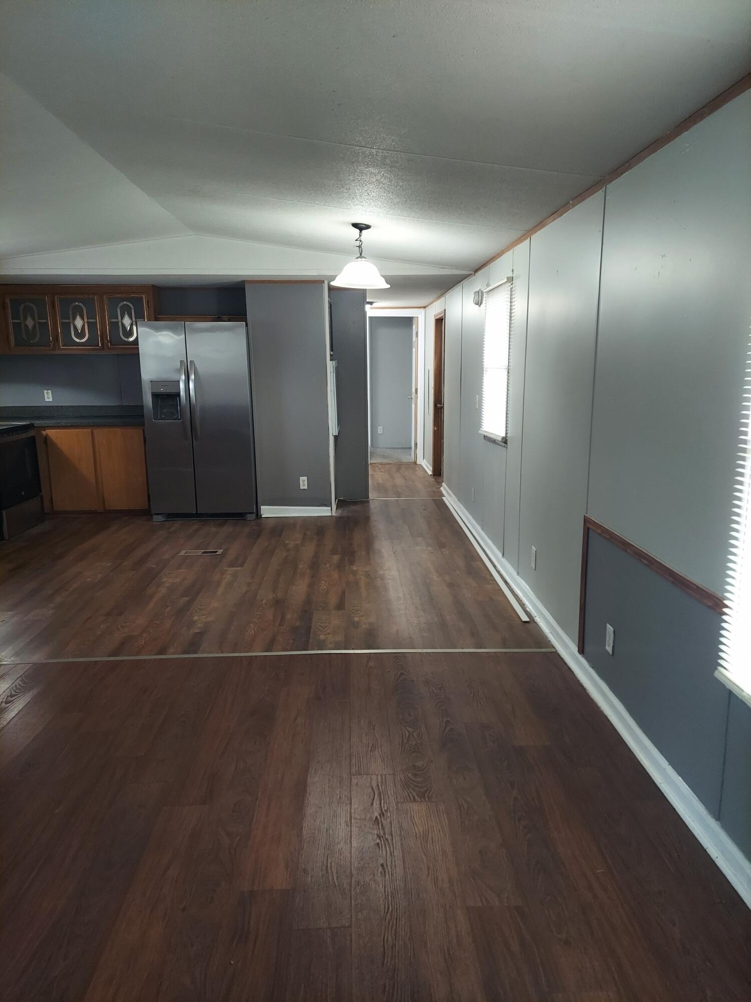 2221 Rifle Range Road Mount Pleasant, SC 29466 - Photo 4 of 12 Eat-in kitchen