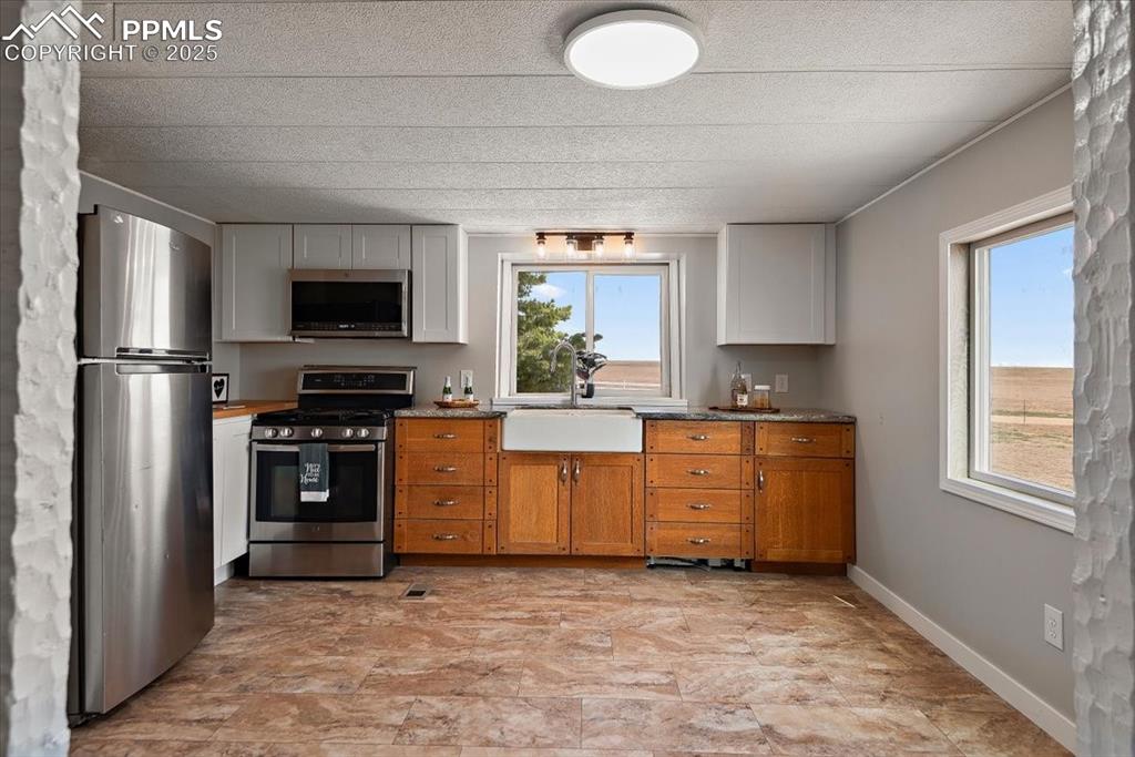 37155 East Jones Road Yoder, CO 80864 - Photo 9 of 48