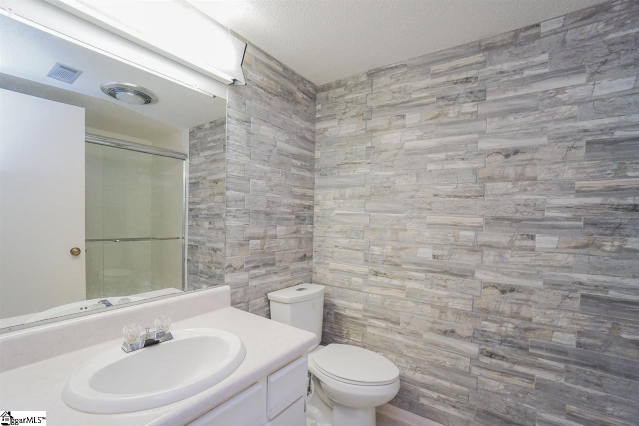 4 Harbor Gate Anderson, SC 29625 - Photo 24 of 34 Gallery Image 24