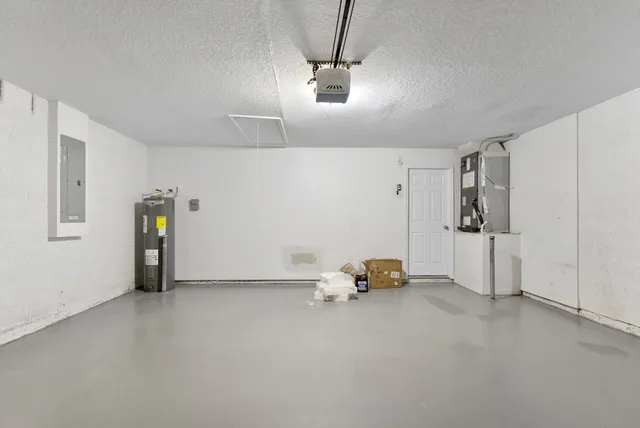 $2,700 | Undisclosed Address, Port St. Lucie, FL 34983