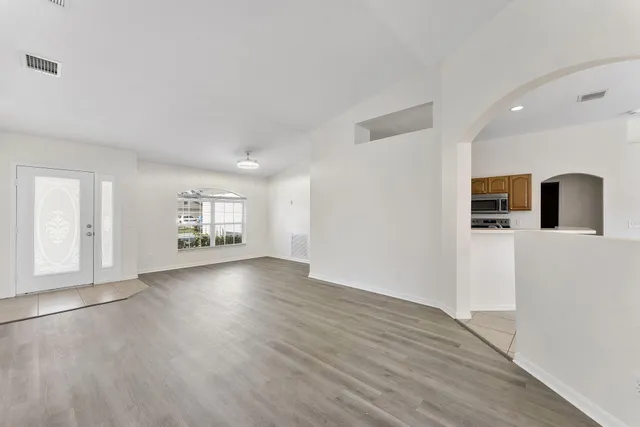 $2,700 | Undisclosed Address, Port St. Lucie, FL 34983