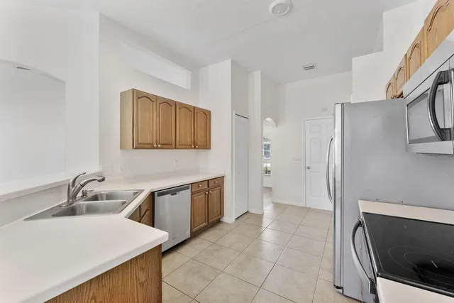 $2,700 | Undisclosed Address, Port St. Lucie, FL 34983