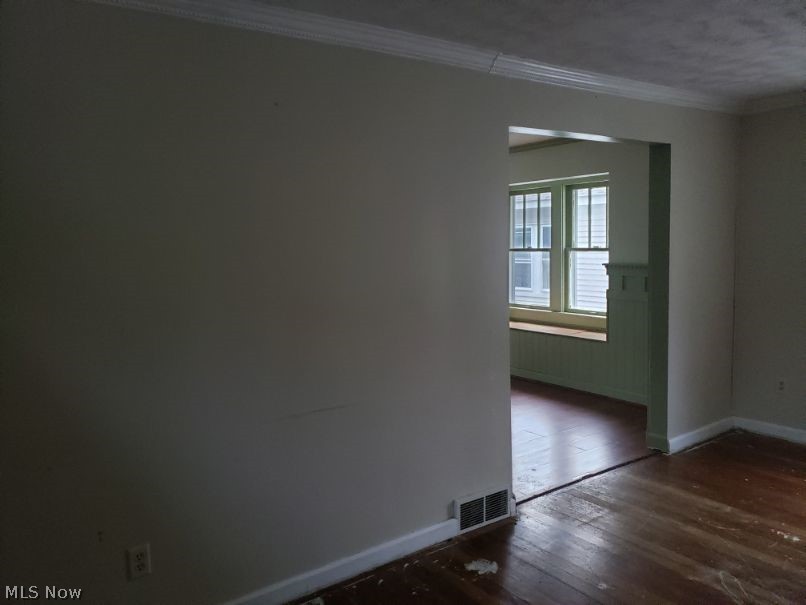 2884 Sanitarium Road Akron, OH 44312 - Photo 13 of 21