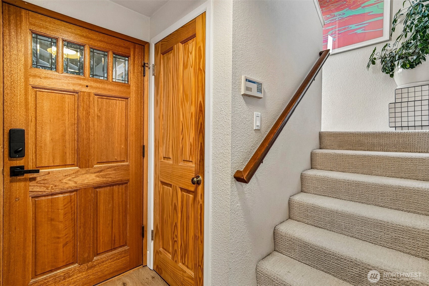 811 Northeast 57th Street Seattle, WA 98105 - Photo 6 of 37 Gallery Image 6