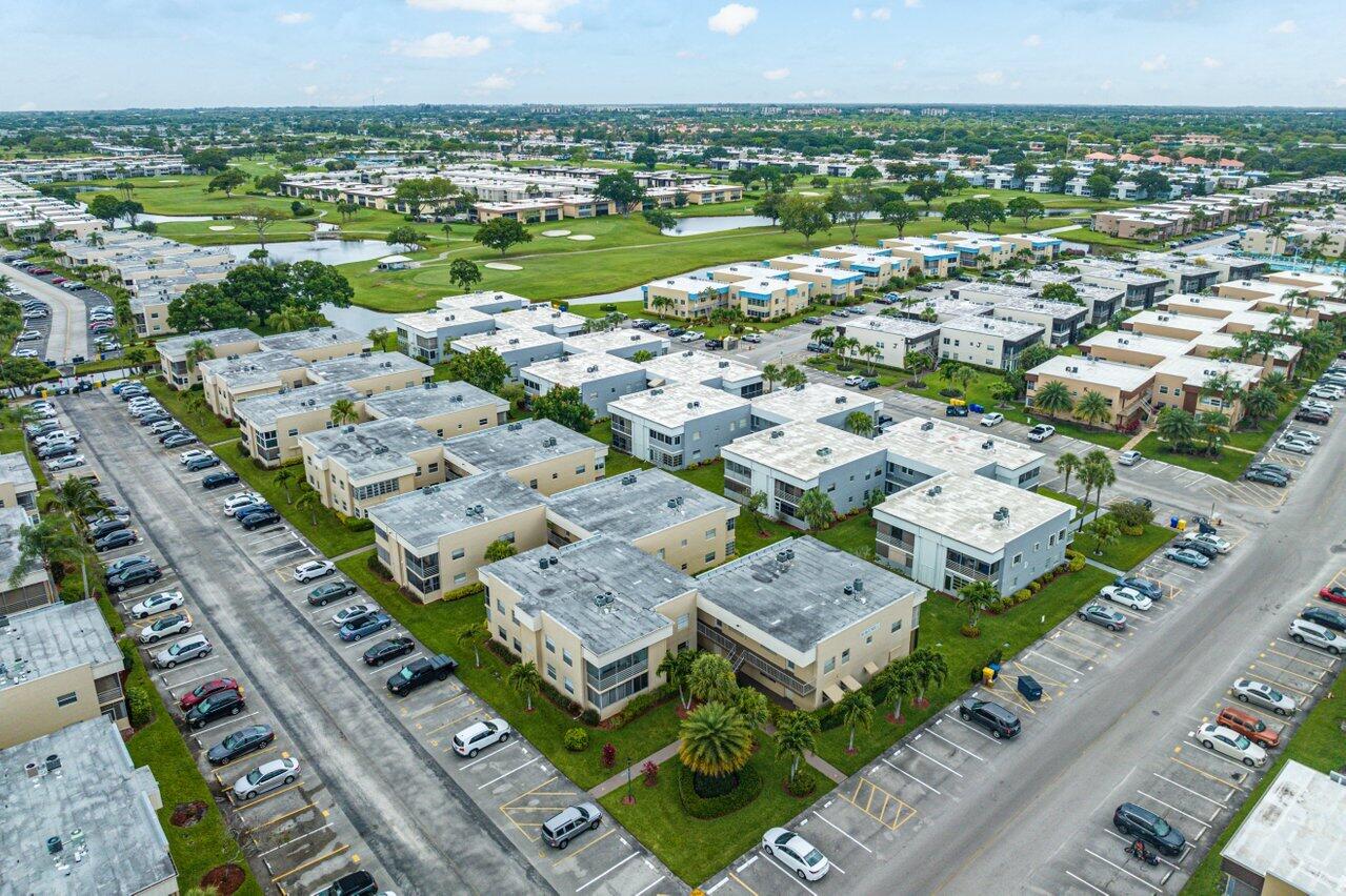 150 Burgandy Way Delray Beach, FL 33484 - Photo 31 of 34 WELL PLANNED COMMUNITY