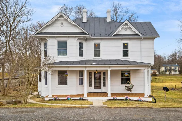 $360,000 | 1681 New Hope And Crimora Road, Crimora, VA 24431