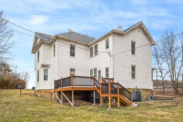 $360,000 | 1681 New Hope And Crimora Road, Crimora, VA 24431