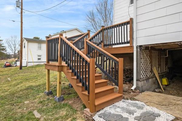 $360,000 | 1681 New Hope And Crimora Road, Crimora, VA 24431