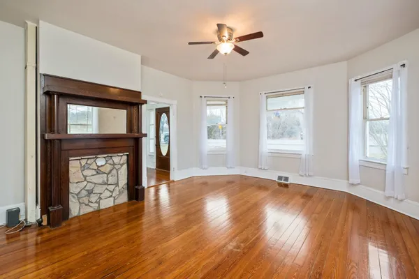 $360,000 | 1681 New Hope And Crimora Road, Crimora, VA 24431