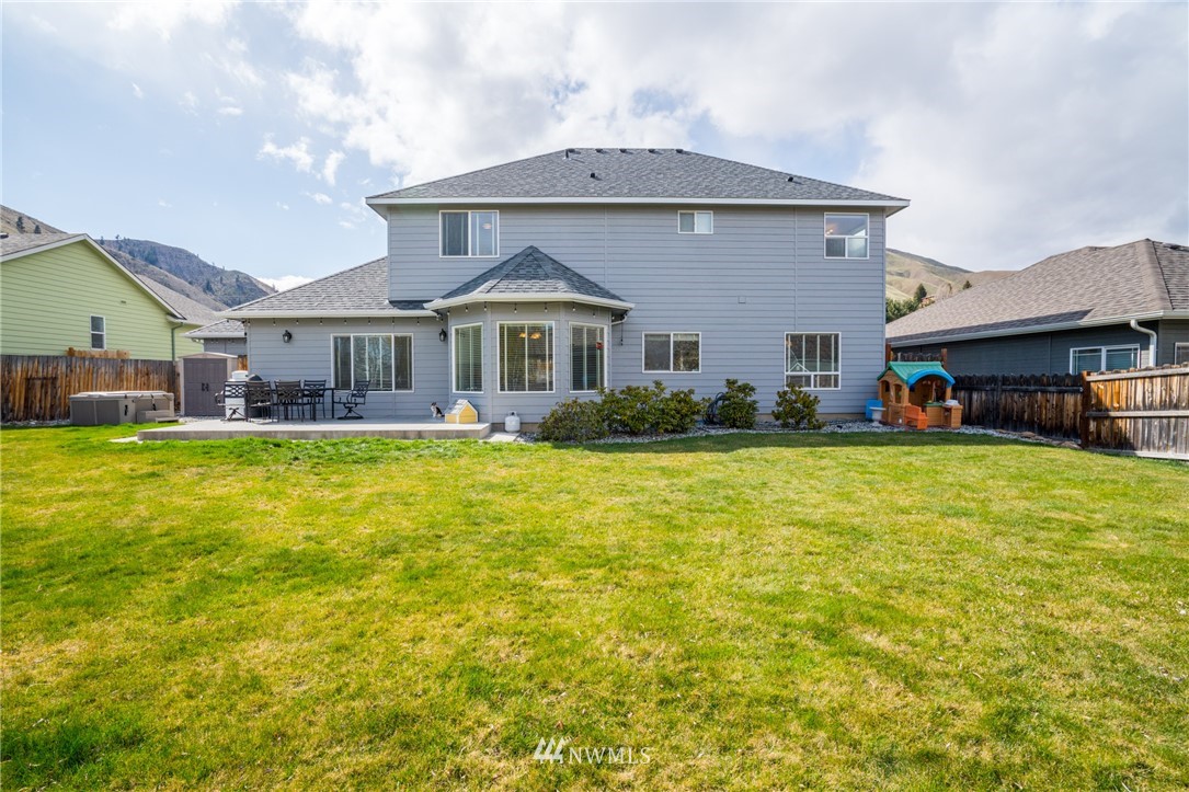 413 Lars Lane Wenatchee, WA 98801 - Photo 28 of 33 Gallery Image 28