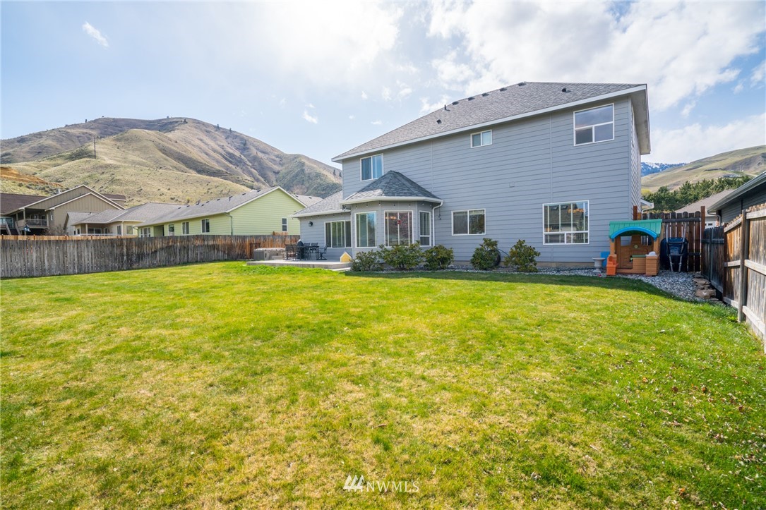413 Lars Lane Wenatchee, WA 98801 - Photo 29 of 33 Gallery Image 29