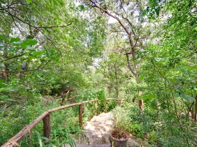 $7,000 | 3 Hull Circle, Austin, TX 78746