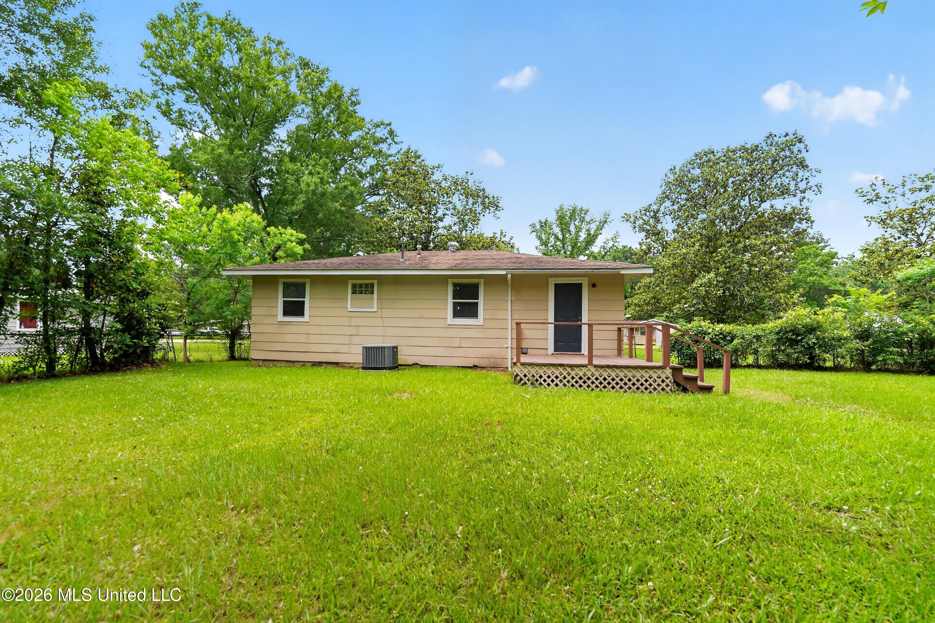 1220 Deeb Street Pearl, MS 39208 - Photo 4 of 32 04_1220_Deeb_St-Exterior-7322