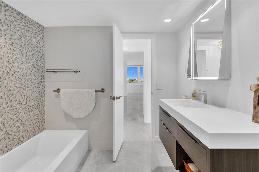 201 North Riverside Drive, Unit 802 Pompano Beach, FL 33062 - Photo 23 of 81