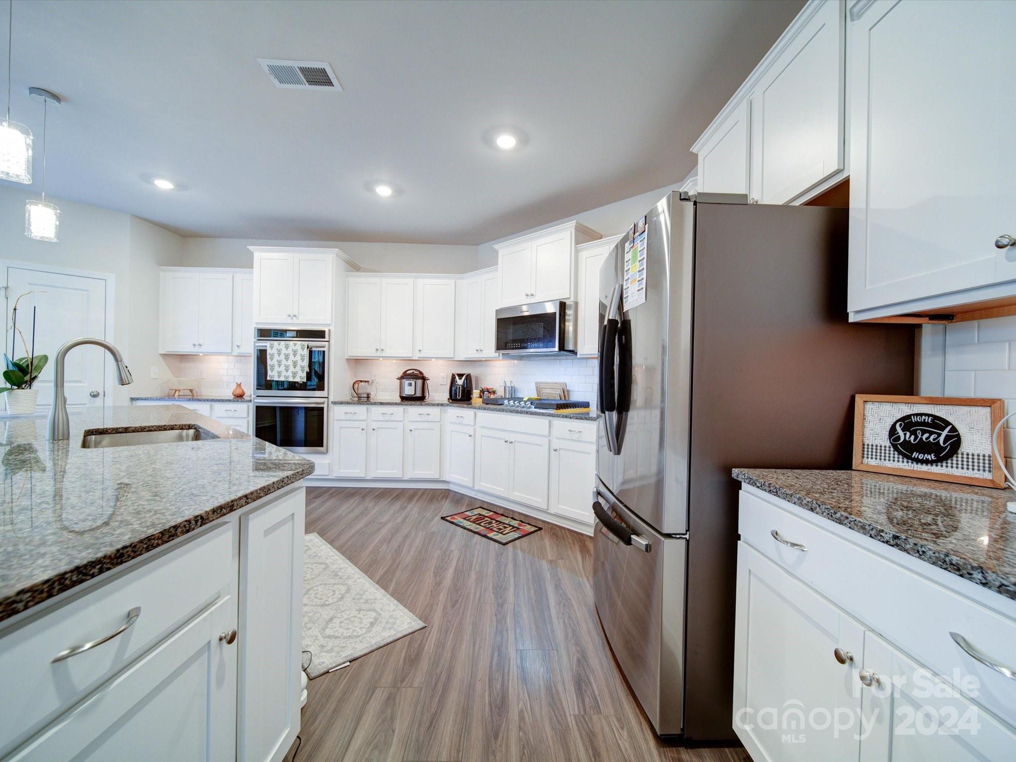 3267 Hillside Roll Road Fort Mill, SC 29715 - Photo 5 of 48 Gallery Image 5