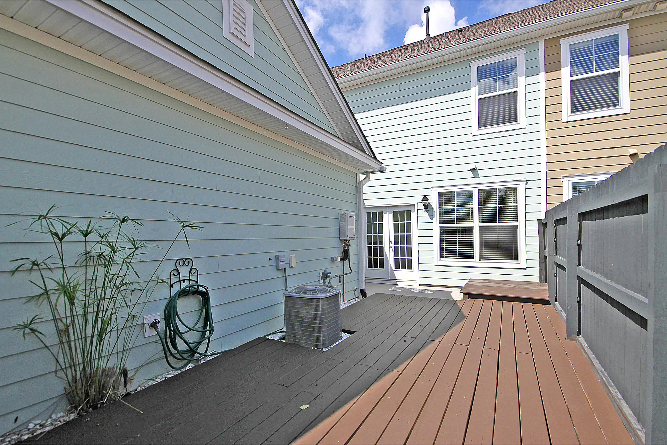 2132 Promenade Court Mount Pleasant, SC 29466 - Photo 25 of 33 Deck