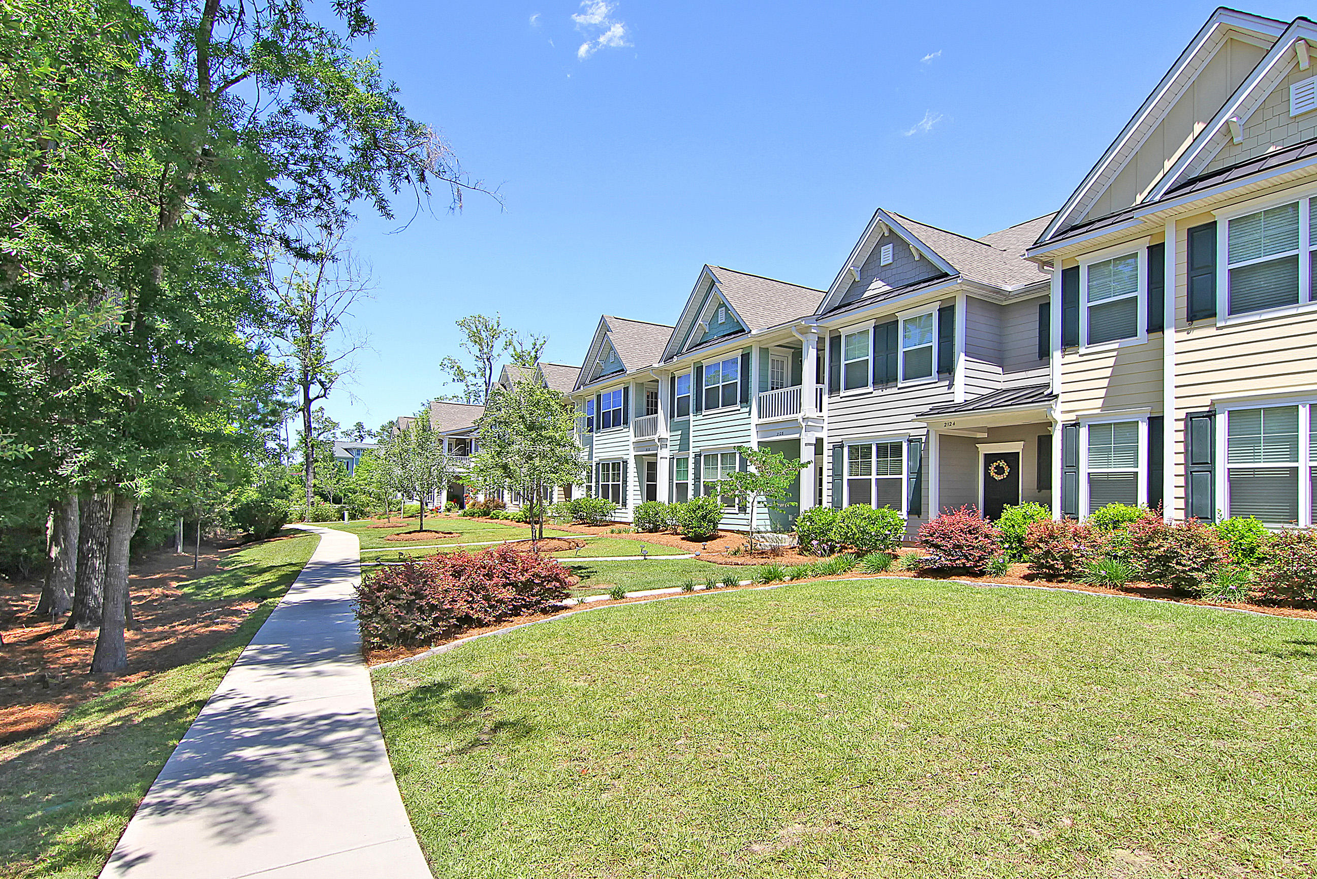 2132 Promenade Court Mount Pleasant, SC 29466 - Photo 31 of 33 Front