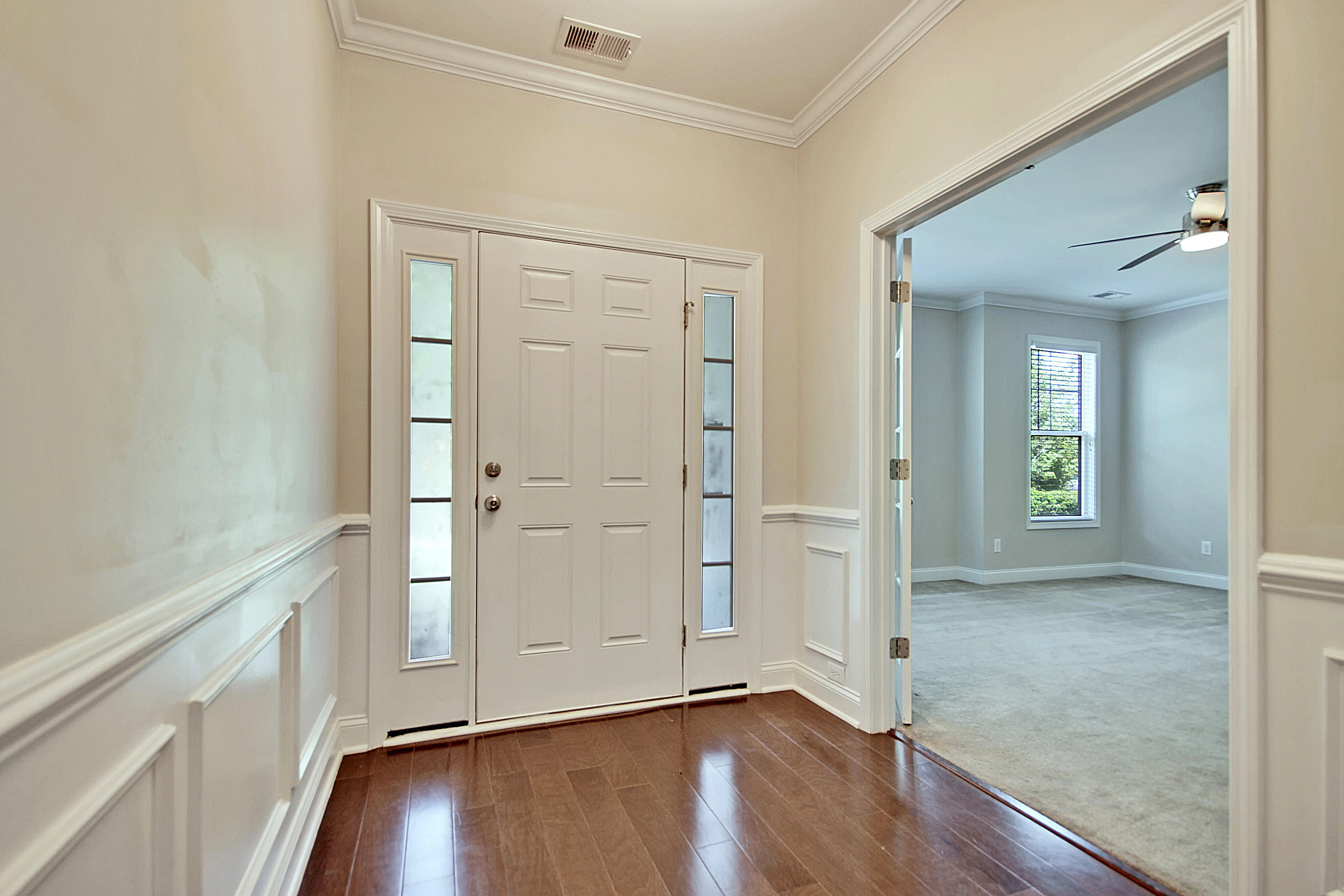 2132 Promenade Court Mount Pleasant, SC 29466 - Photo 5 of 33 Foyer