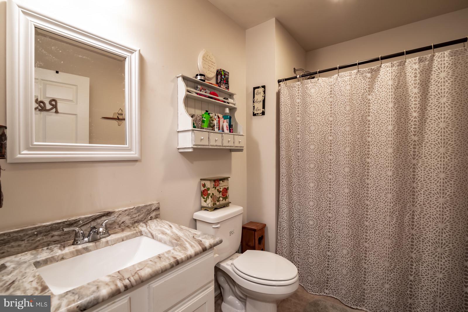 32376 Mt Gideon Road Hanover, VA 23069 - Photo 22 of 25 Bath
