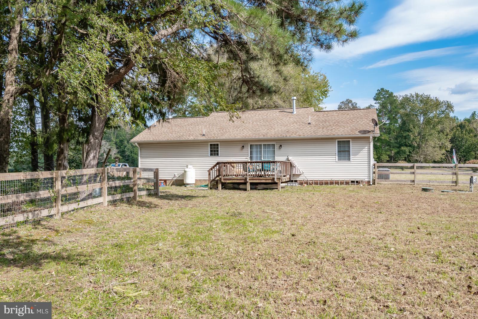 32376 Mt Gideon Road Hanover, VA 23069 - Photo 6 of 25 Exterior (Rear)