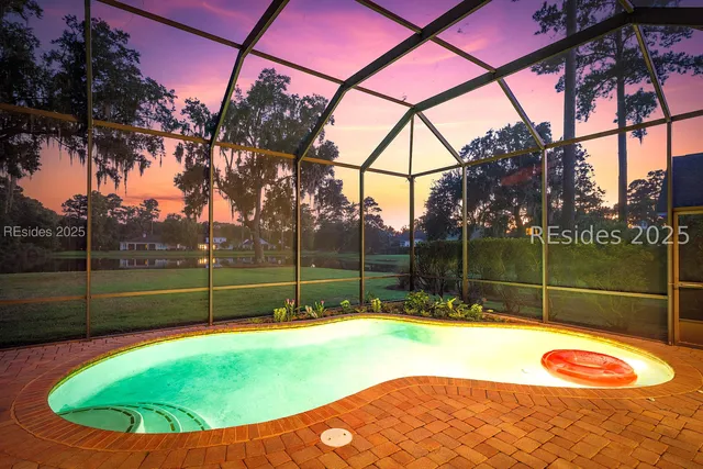 $999,000 | 6 Attleboro Place, Bluffton, SC 29910