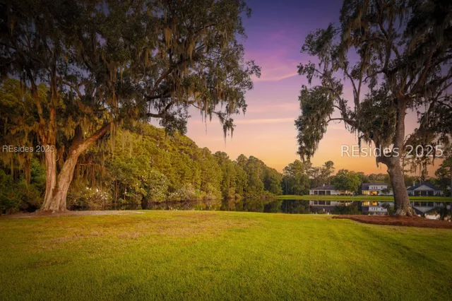 $999,000 | 6 Attleboro Place, Bluffton, SC 29910